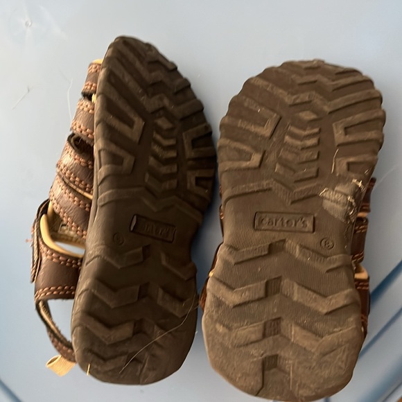 Carter’s brown sandals with Velcro strap - Picture 7 of 7